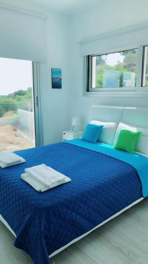 Villa Spathele Paralimni Exteriör bild