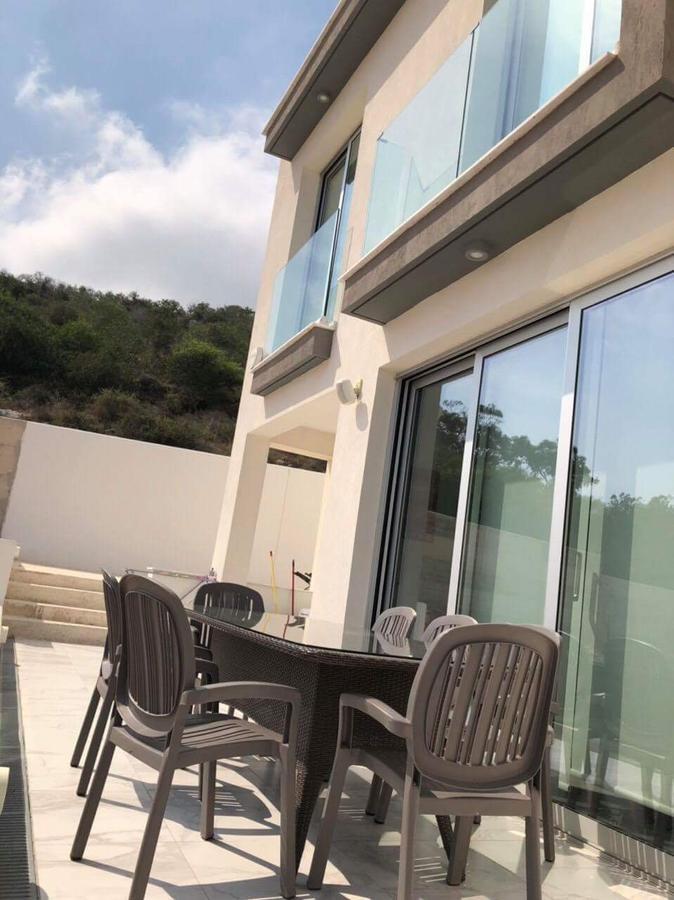 Villa Spathele Paralimni Exteriör bild